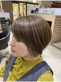 レディースフェイスフレーミングショートボブ