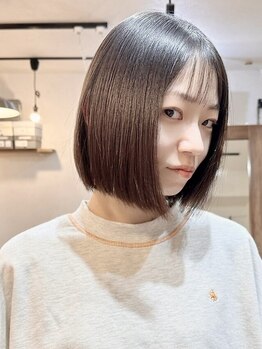 ルファン(lufun)の写真/【姫路駅裏】思わず触れたくなるような自然なストレートを実現!毛先まで潤う憧れのサラ艶髪に♪