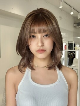 オニキス(ONYX) e158レイヤーボブカット簡単ブリーチなしグレーミルクティー