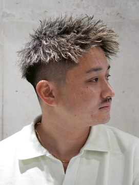 MEN'S/ハイライト×ツイストスパイラル×フェード/ブリーチ