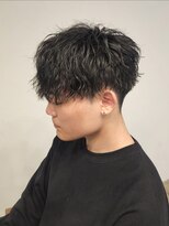 ニアウ 伊勢崎連取店(Niau)&nbsp;MEN’S HAIR/波巻きツイストスパイラル/リバースセンターパート