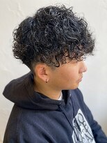 ヘアークリエイ トポライトウィロー 烏丸(Hair Create Polite willow) 20代30代メンズスパイラルパーマワイルドオシャレ感アッシュ