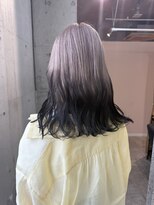 ラニヘアサロン(lani hair salon) ホワイトグレー×ブラック/エンドカラー/グラデーションカラー/