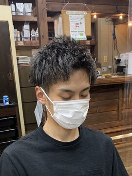 ラボーテイサミヘアーイースト(La.beaut'e ISAMI HAIR EAST) MEN’S HAIRハイライトマッシュパーマ〈理容室〉東浦和メンズ