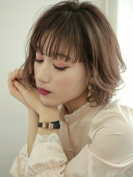 アフロディーテ ギンザ 秋葉原店(APHRODITE GINZA) 外ハネボブ/グラデーションカラー/ペールベージュ/秋葉原