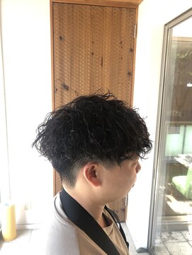 クロエ バイ ラヴィズム 小針店(CLOE by LUVISM) 簡単パーマ