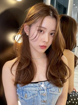 トイ(TOI) セミロングレイヤーカット