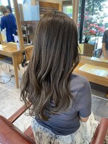 ルシュカイチマルニ(Rasca102)&nbsp;オリーブベージュ/透明感カラー/ロングヘア/ブリーチなし