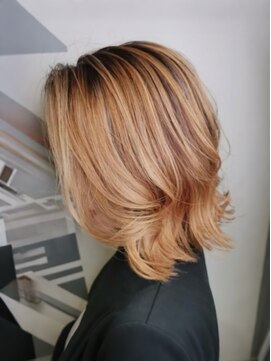 パーク(PARK.umeda) ハイトーンボブ