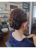 【ヘアセット】長さは短め、アップスタイル☆