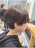 ハンサムショート/簡単スタイリング/センターパート/30代/40代