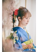 年間15,000人以上のヘアセット＆着付けを手掛ける神の手を持つMARIA☆ヘアアレンジならMARIAです☆
