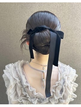 タリーゼ(TALISE) カチモリシニヨンヘア