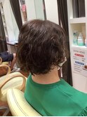 大人可愛いナチュラルブラウン×ウェーブショート20代30代40代