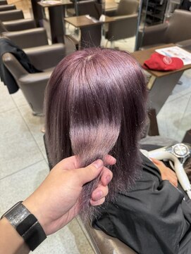 ヘアールーム プリズム(Hair room Prism) 透明感ラベンダーカラー