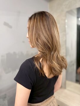 ブリーチ/ハイトーン/レイヤーカット