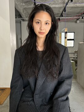 ルーム(Loom.) ロングウェーブ　ニュアンスウェーブ　パーマ