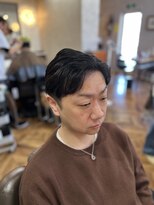 アンカー(ANCHOR)&nbsp;大人の清潔感は”分け目と質感”計算された大人ショートスタイル
