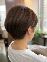 モニカ ヘア(MONIKA HAIR) 耳掛けショート