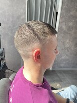 メグロバーバーショップロッポンギ 目黒六(MEGURO BARBER SHOP 6PPONGI) クロップ