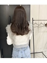 アトレ 福岡大名店(attrait) 透明感グレージュカラーのボブスタイル