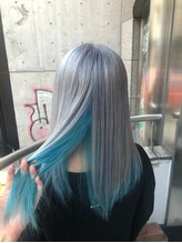 トリックストア(TRICK STORE) 清涼感×透明感 シルバー×ライトブルーのインナーカラー