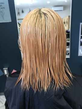 ネバーランド(NEVERLAND) ブリーチ1回でできる透明感抜群ベージュカラー