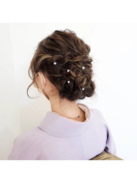 エスヘアーメイク(S Hair Make) ふんわりシニヨン