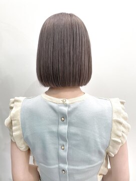 ミラ 新宿(MILA) ラベンダーグレージュ/クラシカルボブ/韓国/パールグレージュ