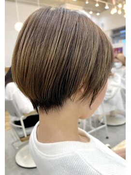 コンティロミー(CONTI ROMMY.) 大人可愛いコンパクトショート☆マッシュショート☆