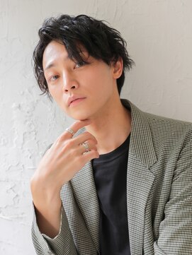 リーフ 王寺店(LEAF≠) 波巻きスパイラルツイストスパイラルパーマセンターパートメンズ