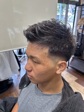 ヘアーサファリ(Hair Safari) フェード×ダブルカラー