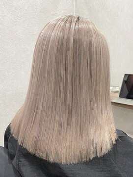 ミュウアンド(Mew＆) 【ハイトーン×ミルキーピンクベージュ】