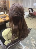 みつあみハーフアップ