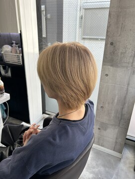 ヘアースタジオ ミツル(hair studio 326) ミルクティーベージュ