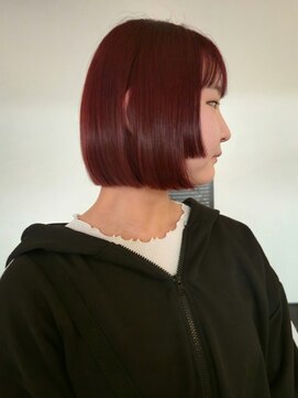 マカロニコースト(macaroni coast) 姫カット ボブ 前髪あり ワインレッド