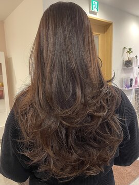 レイヤーカット/バタフライレイヤー/ナチュラルブラウン/和田