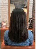 ナチュラルなツヤ感溢れるストレートロング【289スタイル】