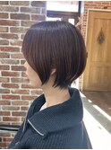 ハンサムショートレイヤーカットミルクティーベージュハイトーン