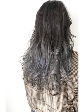 アクトゥス(AEQUITAS) ブリーチグラデーションアッシュ【池袋/20代/30代/40代】