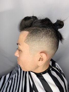 バーバー スタジオ ラフテル(Barber Studio RAFTEL) マンパン