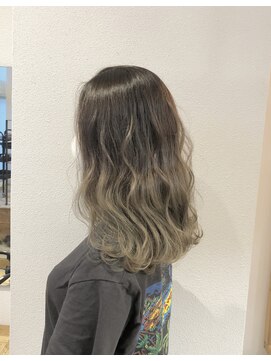 エイト オキナワ 沖縄新都心店(EIGHT okinawa) 【EIGHT 沖縄】お客様スタイル_ブルージュ