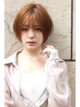 レウナ 外苑前(Reuna) 20代30代40代大人可愛いひし形ショートボブ　小顔ショート