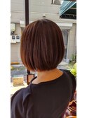 大人可愛い20代30代40代小顔ワンサイドショートボブ丸み前下がり