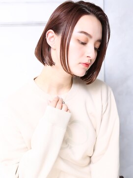 クラッチムク 博多口(CLUTCH muk.) 大人可愛い小顔美髪ツヤ髪前髪なしショートぶつ切りボブA3