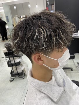 ネクストネオ 静岡(NEXT NEO) NEXT静岡NEO【櫻田】ホワイトハイライトメッシュ ツイスパ