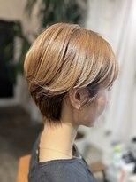 ツムグ 代官山店(TUMUGU)&nbsp;小顔ショートボブ丸みショート×パープルブラック白髪ぼかし