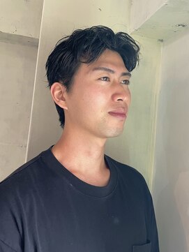 アンリ(Henri) [オカダケント]ナチュラルセンターパートベリーショートヘア