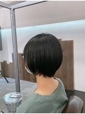 ショートボブ