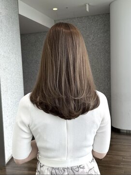 ザック ヴィ(ZACC vie) レイヤーカット/ラテベージュ